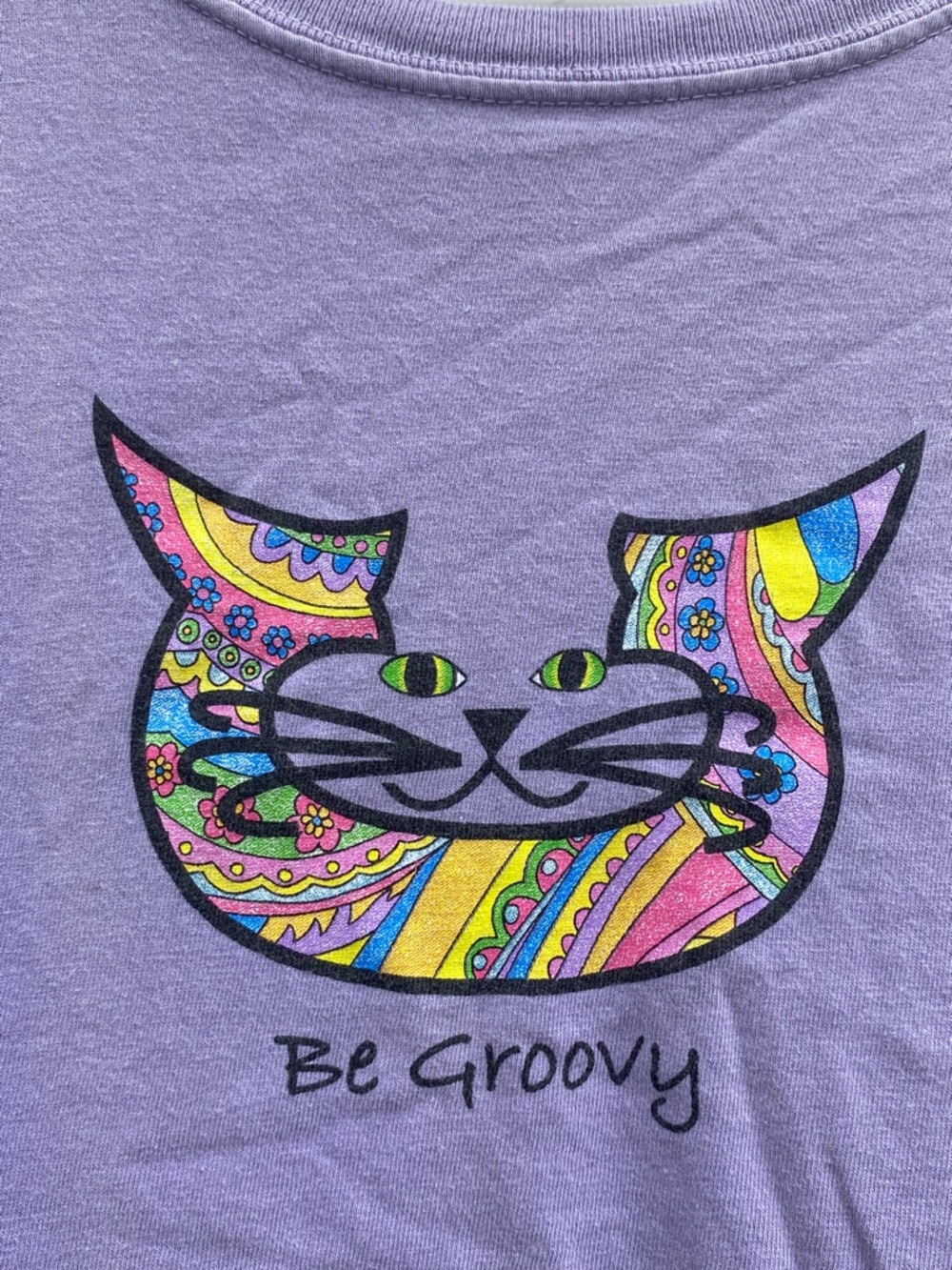 Be Groovy Lavender Short Sleeve Tee Cat TieDye Funky Graphic - Picture 2 of 6